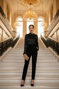 Bluza Neagra Hotel